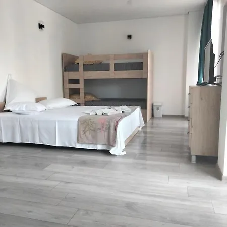 Casa Kim إيفوري نورد